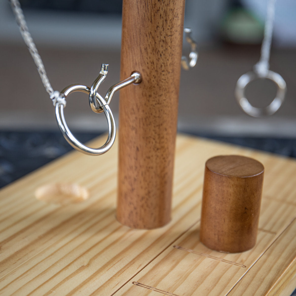 Triumph Hook & Ring Battle Game – Head-to-Head Fast-Paced Ring Toss Challenge with Built-In Scoring Ladder